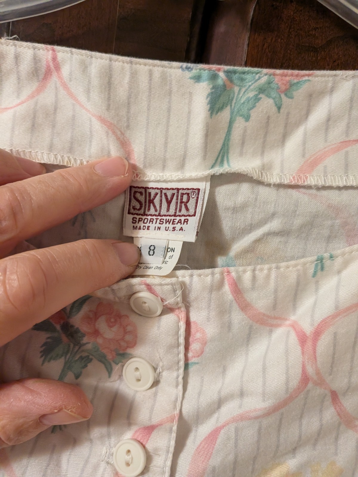 Vintage 80s Women’s SKYR brand Pink/White/Floral Cotton Blouse Size 8