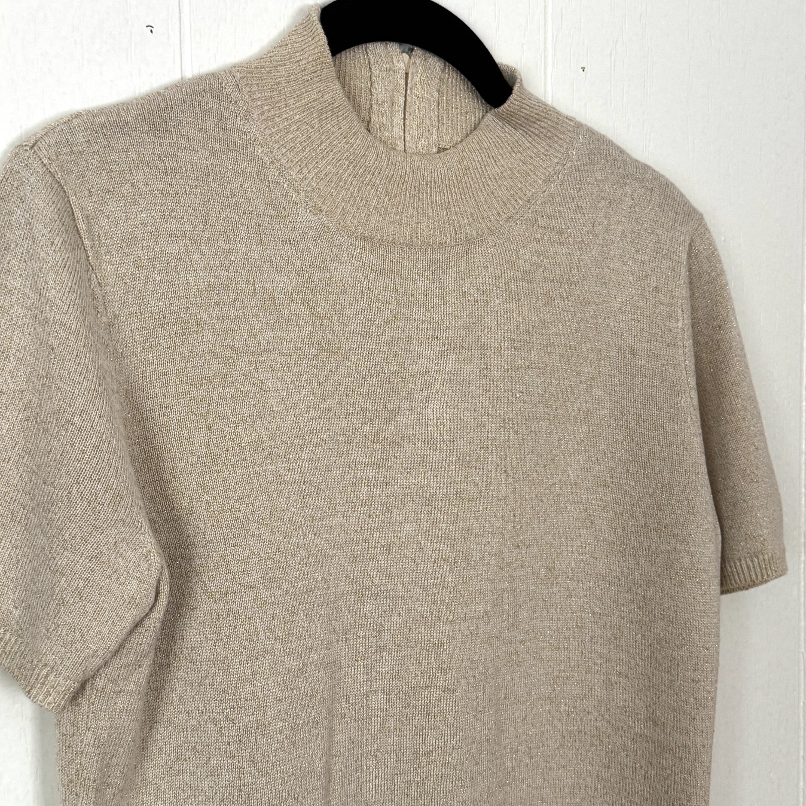 Vintage 70s Gold/Cream Mock Neck Sweater Metallic Fleck Short Sleeve Zip Back