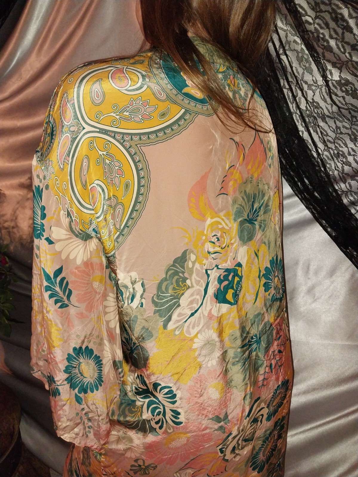 VTG SATIN VISCOSE FLORAL BOHO IMPORT ROBE LINGERIE HIPPY 54″ osfm