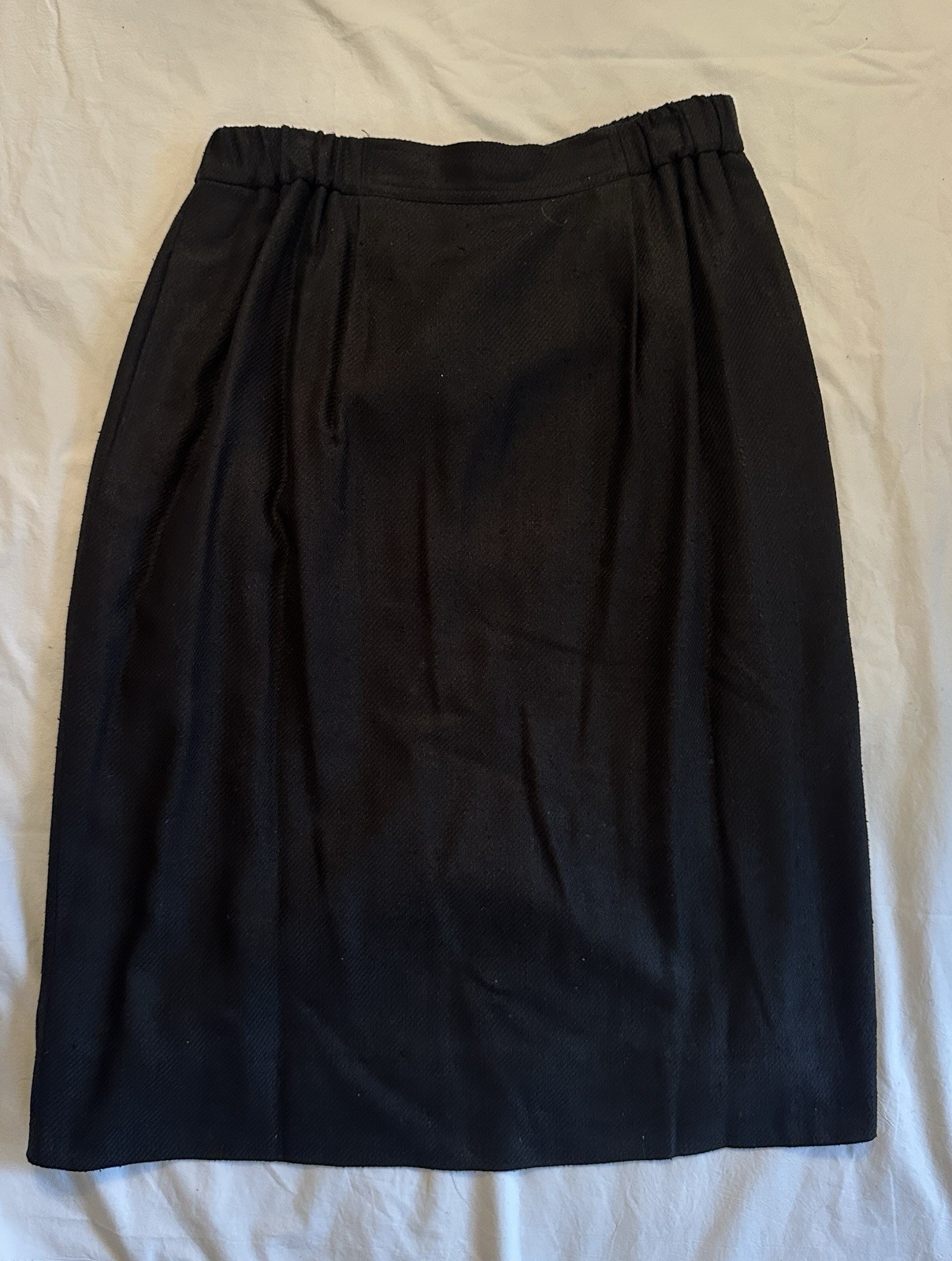 Carlisle Women’s Suit Set 100% Silk -Jacket Skirt-Black – 14