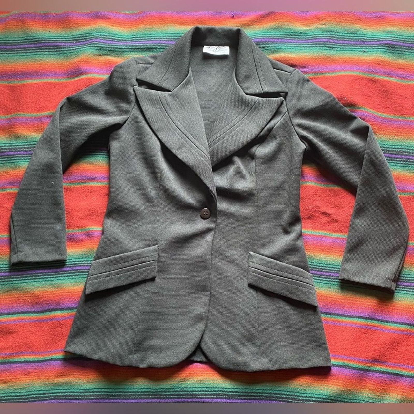 Vintage 1970’s First Edition Dallas Polyester Blazer. Rad Pointed collar! S/M