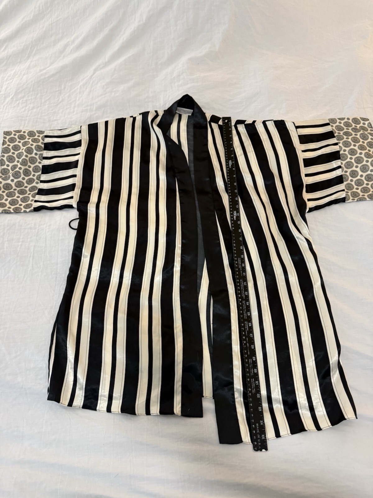 Vintage Val Mode Black Ivory Striped Kimono Robe Jacket One Size Open Front 84