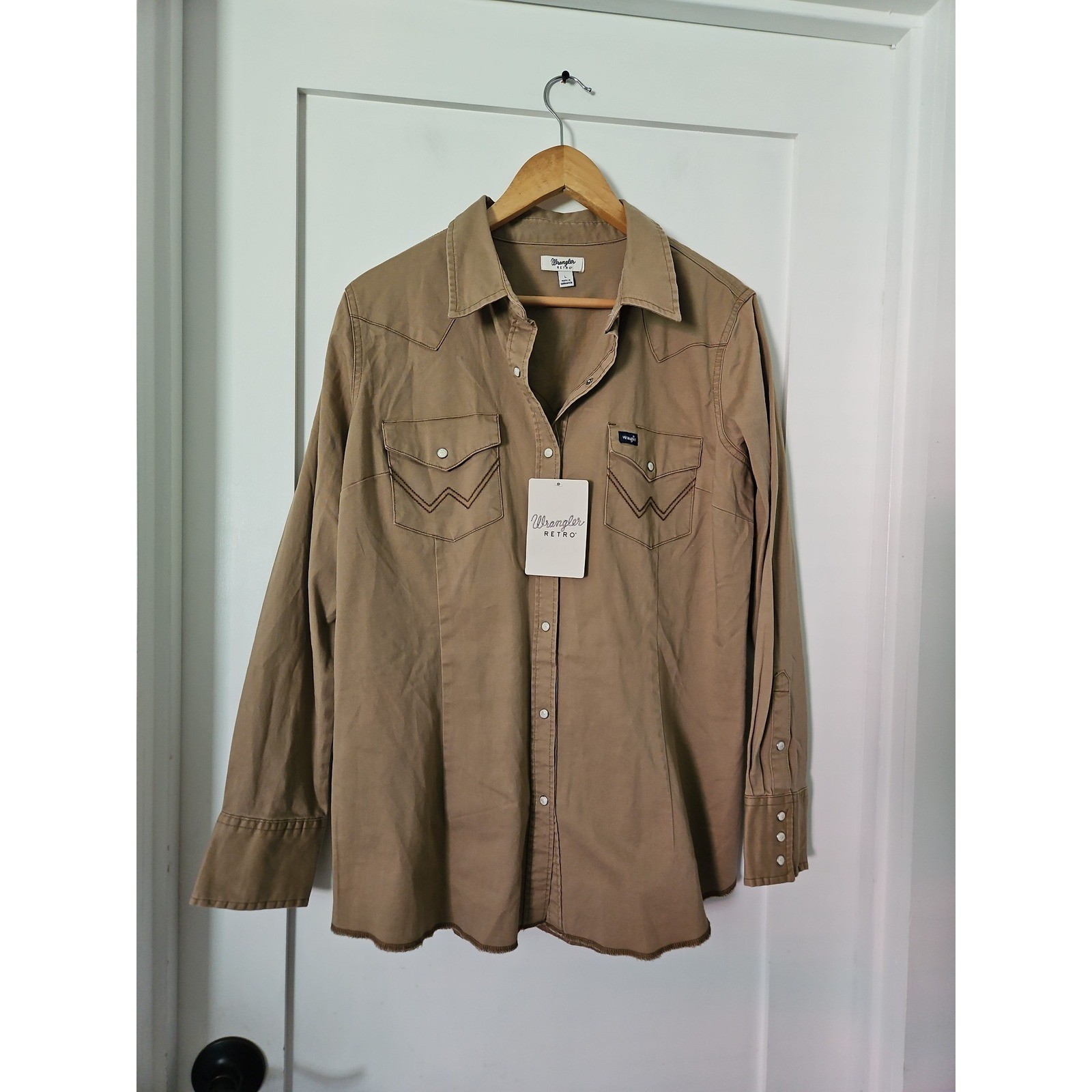 Wrangler Retro NWT Western Pearl Snap Shirt L Tan Khaki Cowgirl Ranch