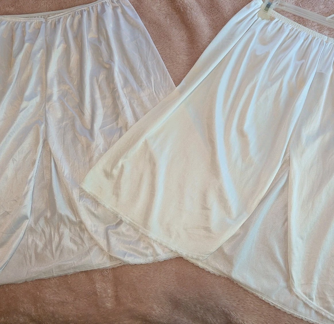 2-Women’s Size L White Half Slips W/Slit-Vassarette