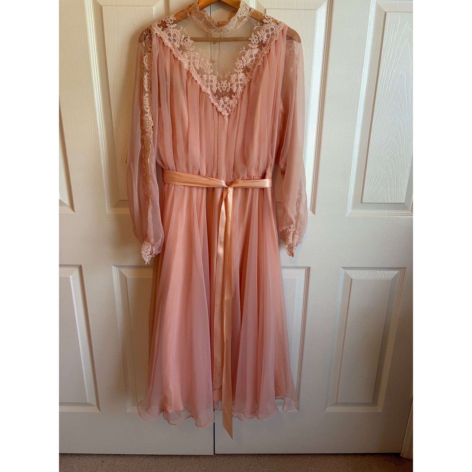 Vintage Joed Sophisticates 70s Peach Victorian Lace Chiffon Midi Dress Size 16