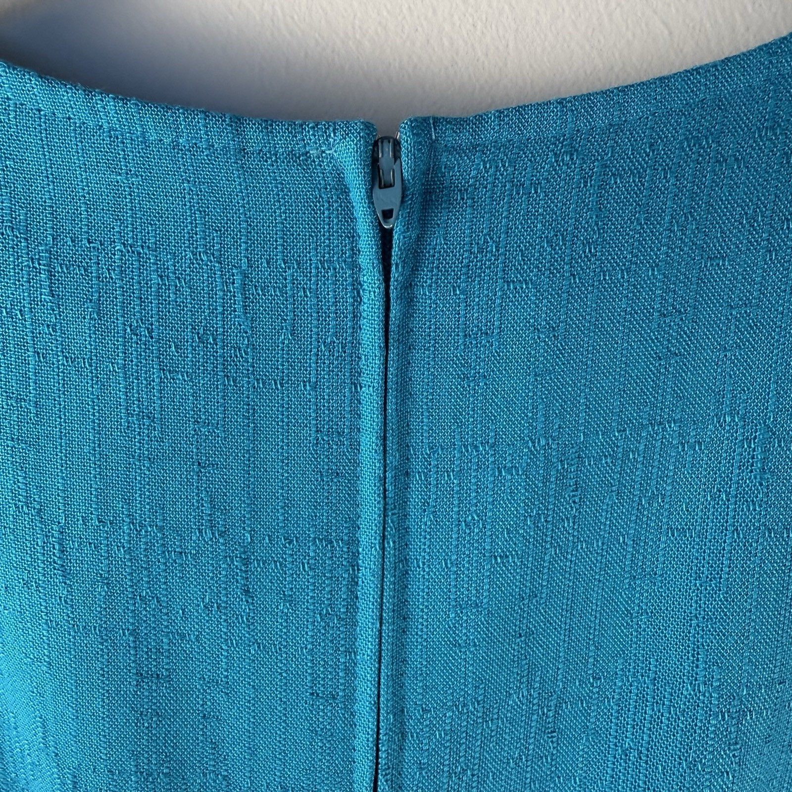 Vintage S.L. Petites Dress Size 12P Wood Buttons Made In USA One- Piece Zip Back