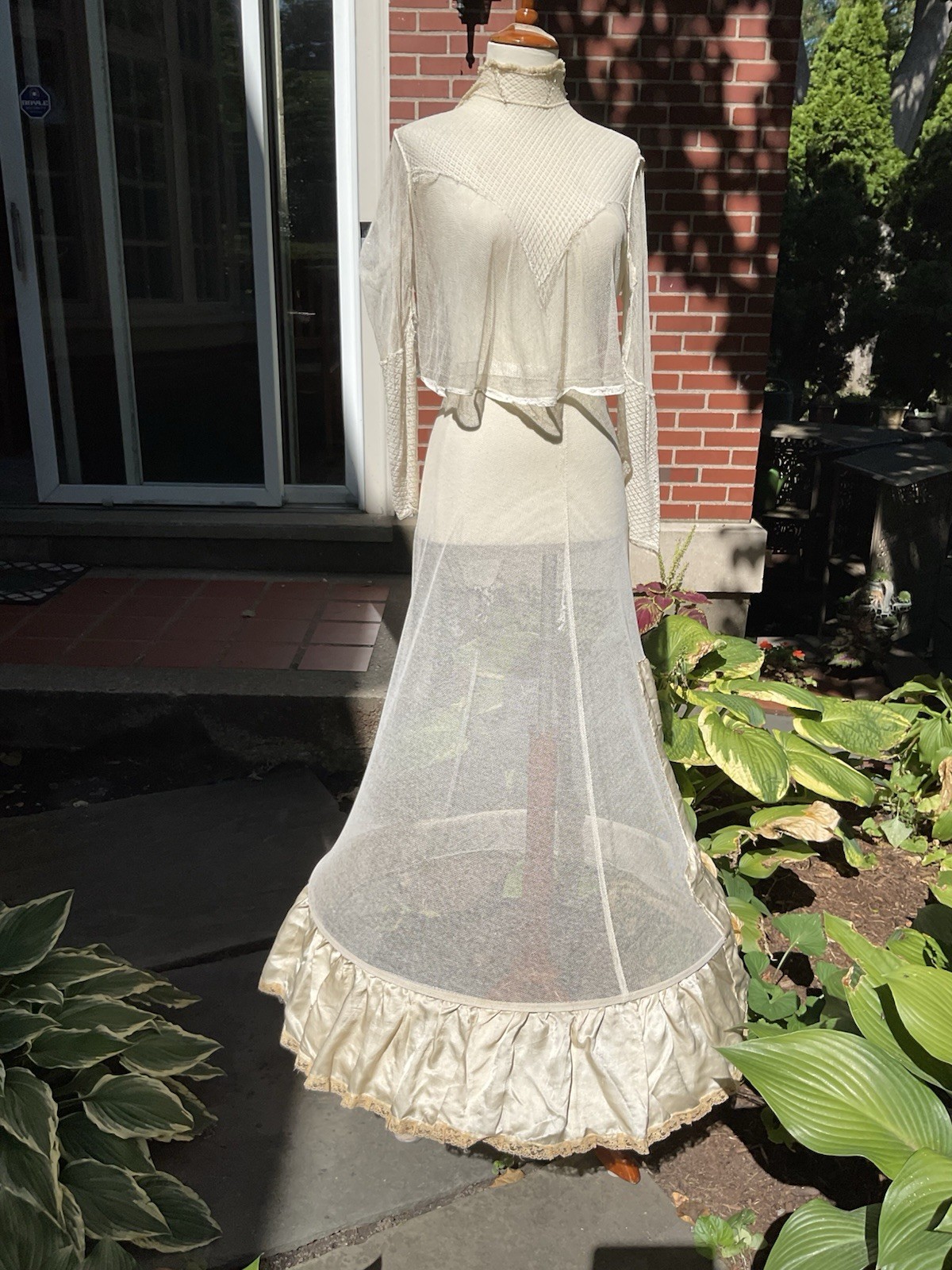 VINTAGE 1890s HOOP SKIRT AND WAIST SHIRT NETTED UNDERGARMENTS.