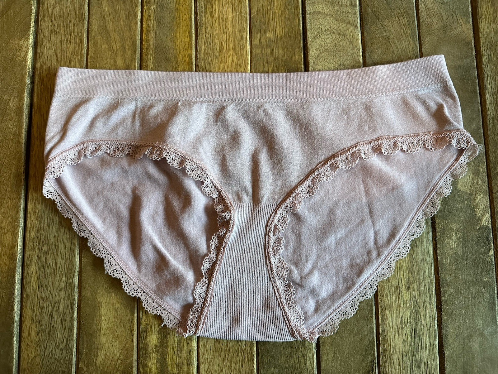 Vtg M Mauve Pink Hipster Bikini Panties W Lace Trim