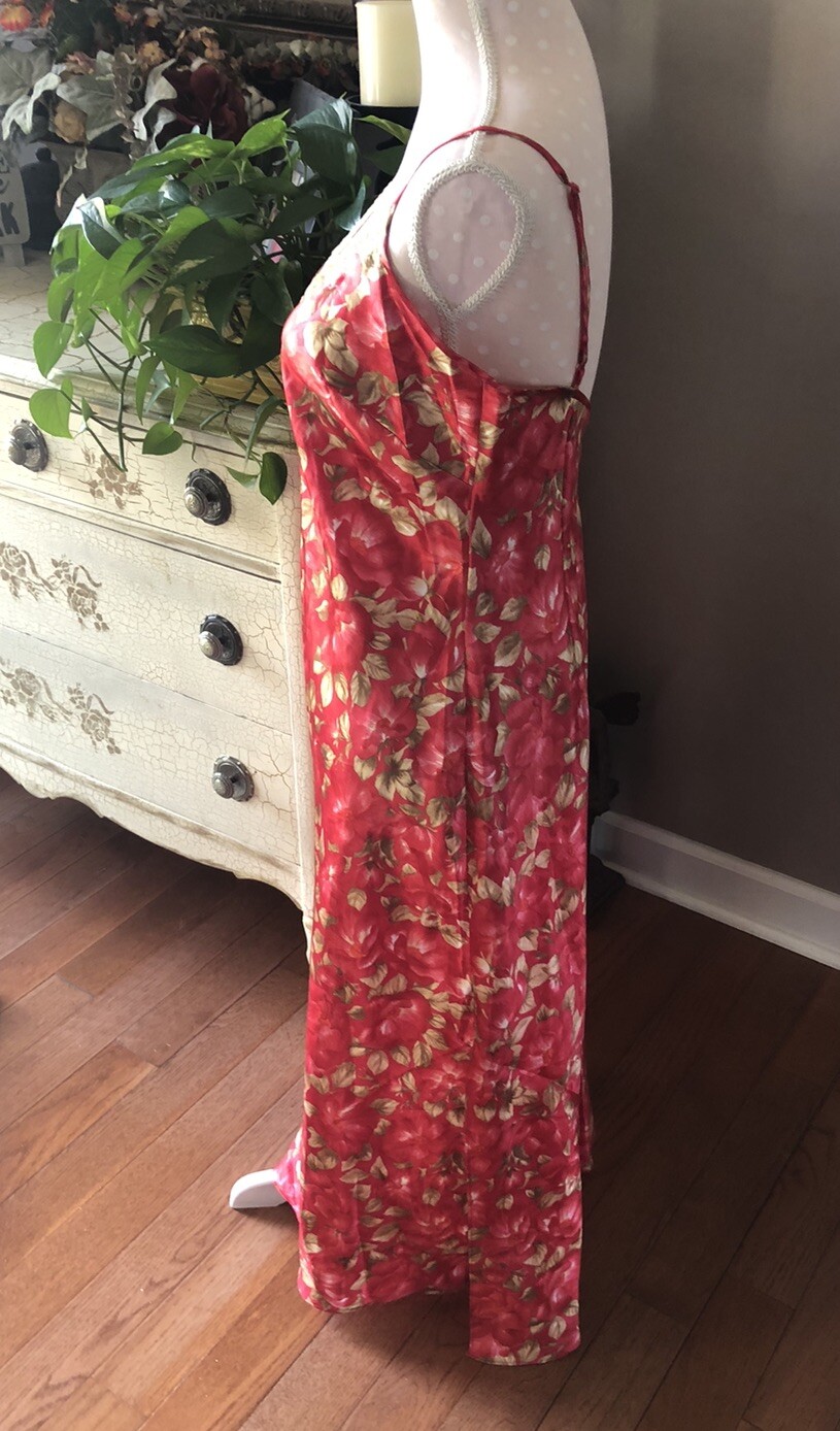 Cato Dark Red Silky Long Nightgown Floral w/lace 100% Polyester Women’s M