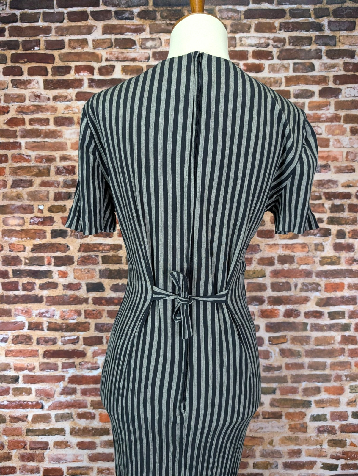 Vintage Long Slit Wiggle Dress 90’s Y2k Striped Button Maxi Size 5 6 Small Gray