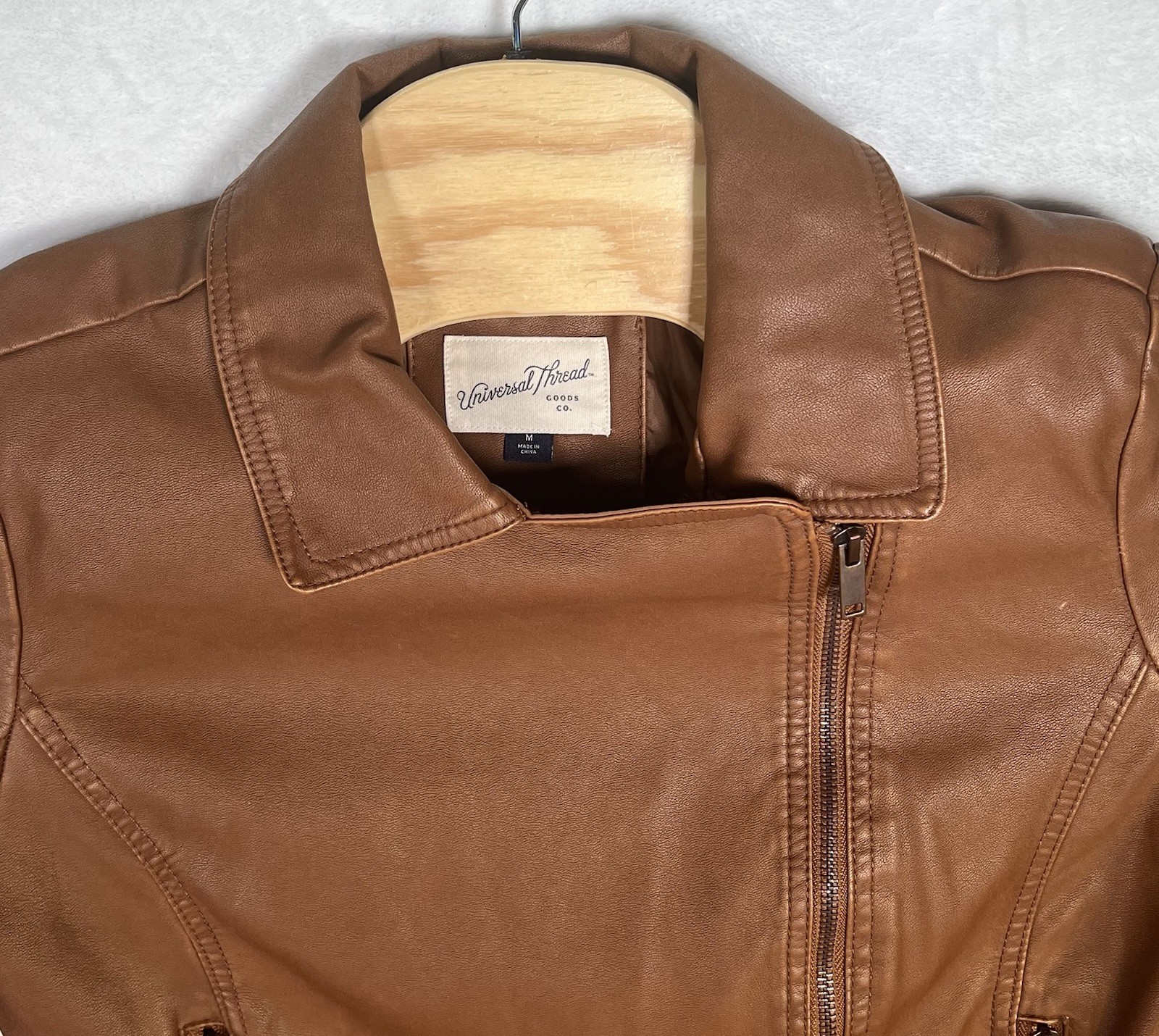 VTG Universal Threads Jacket Size M Brown Full Zip Detailed Stitching Pleather