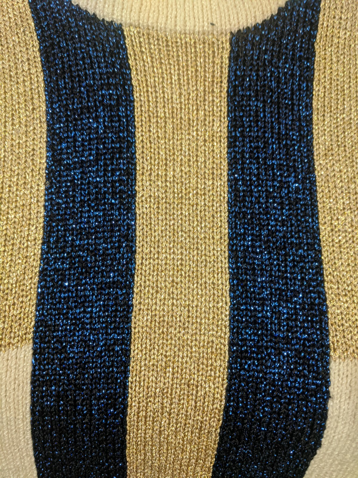 VTG Helen Hsu NY Beige w/ Gold Blue Metallic Sweater Bergdorf Goodman Medium M