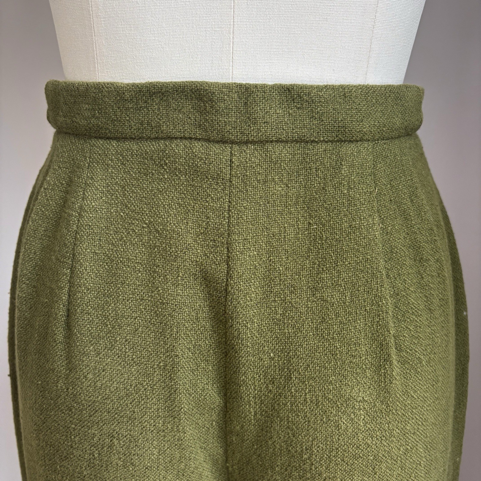 Vintage 1960’s Olive Green Cigarette Pants Size XS