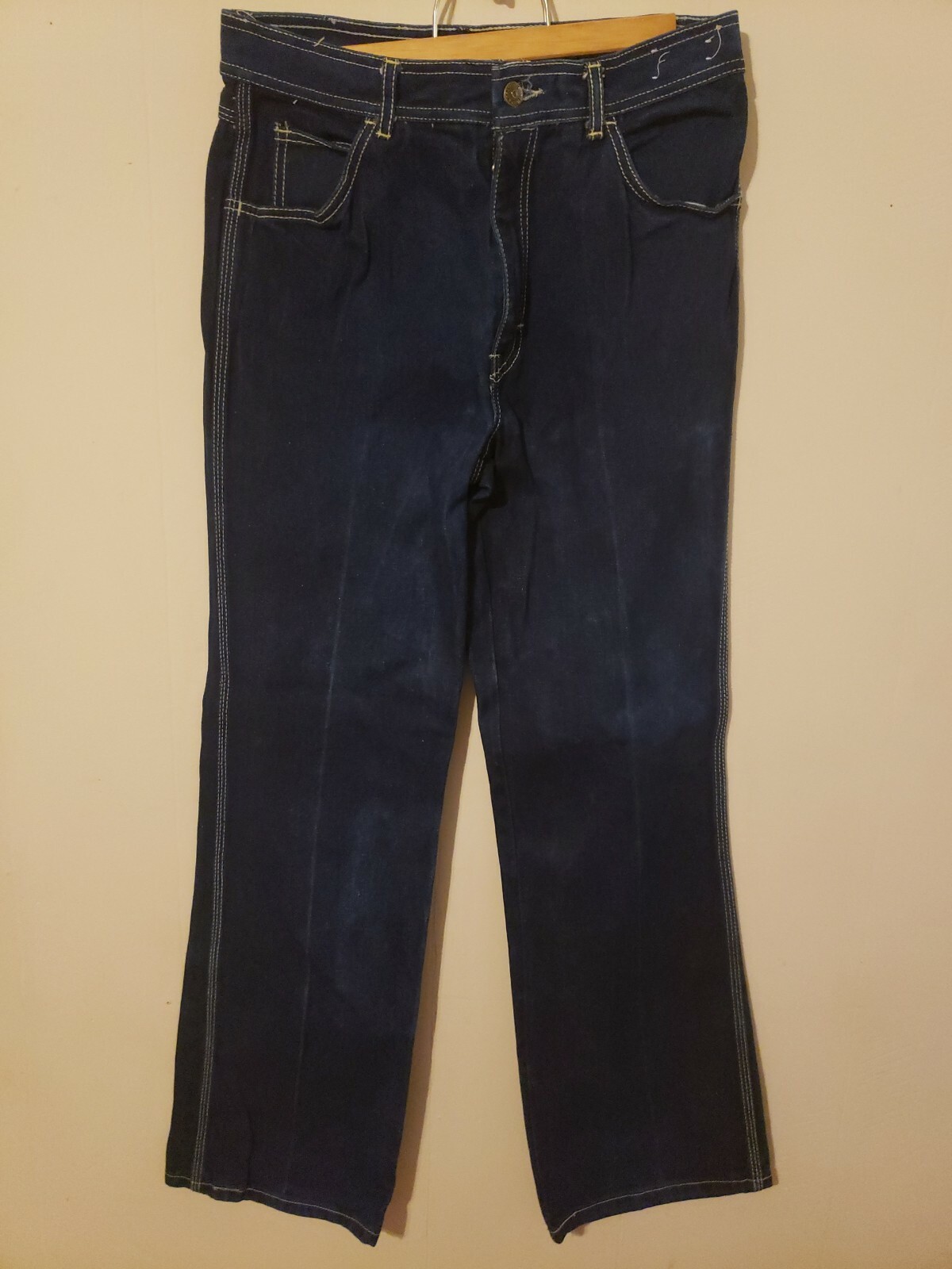 Nice pair Vintage Graffiti blue Jeans 34×30 (Tall) nice!