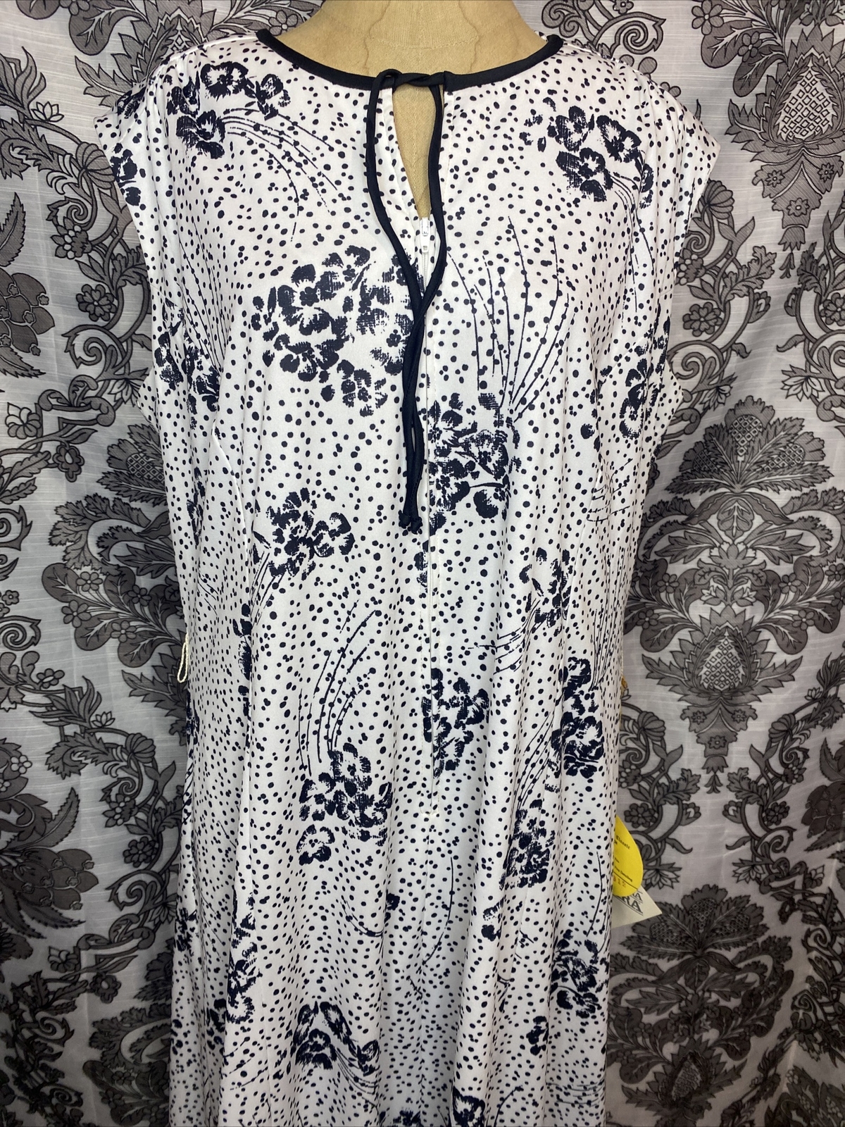 Vtg 1970s Dress Floral House Dress British Lady Union Label NWT Size 16 USA
