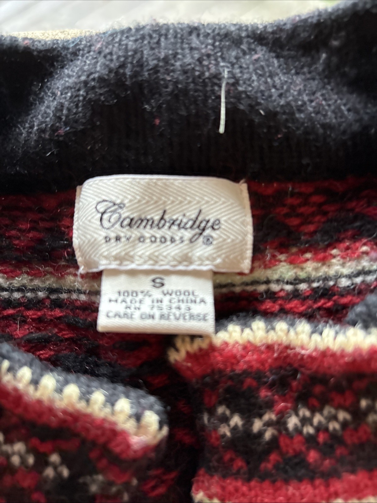 Vintage Cambridge Dry Goods 100% Wool Sweater Metal Clasps Red Small
