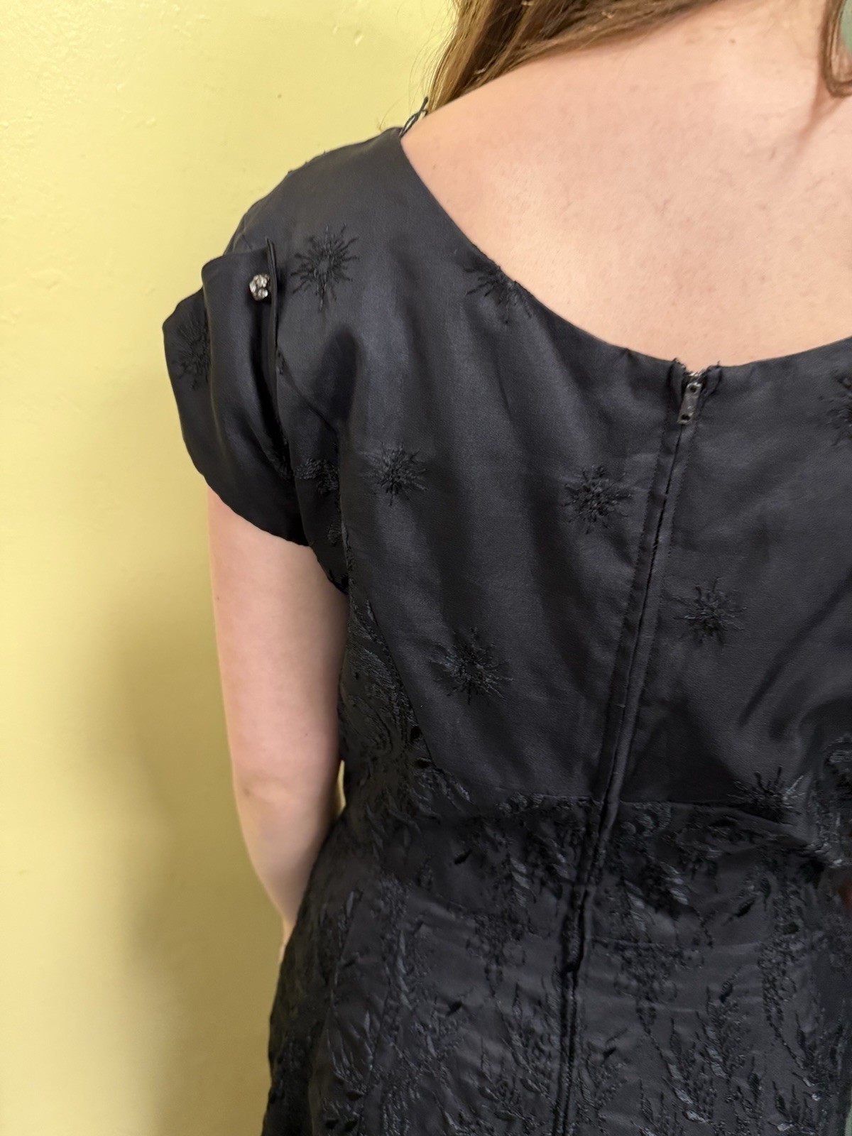 Vintage 50s/60s Pinup Black Polished Cotton Embroidered Cocktail Evening Dress S