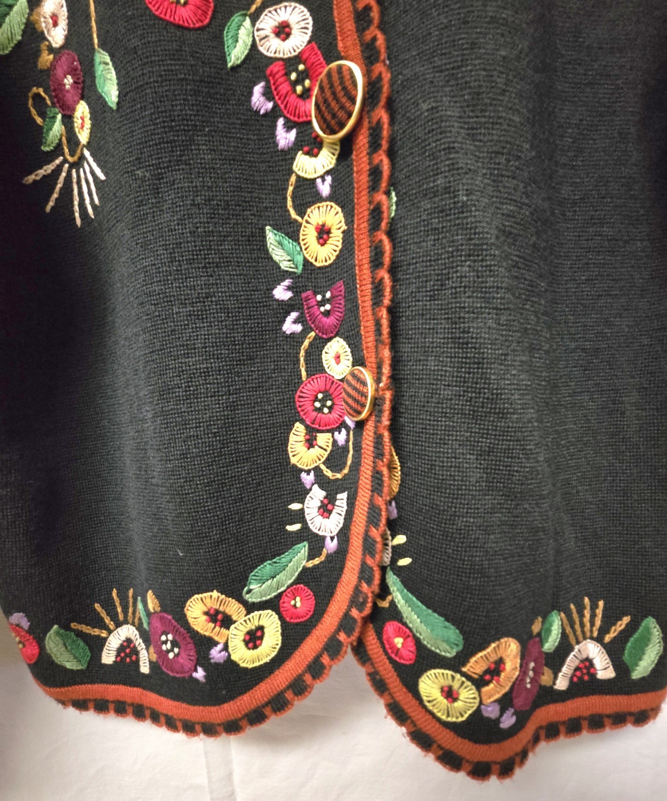 Vintage Floral Hand Embroidered Wool Blend Cardigan Sweater Boho Granny Core L