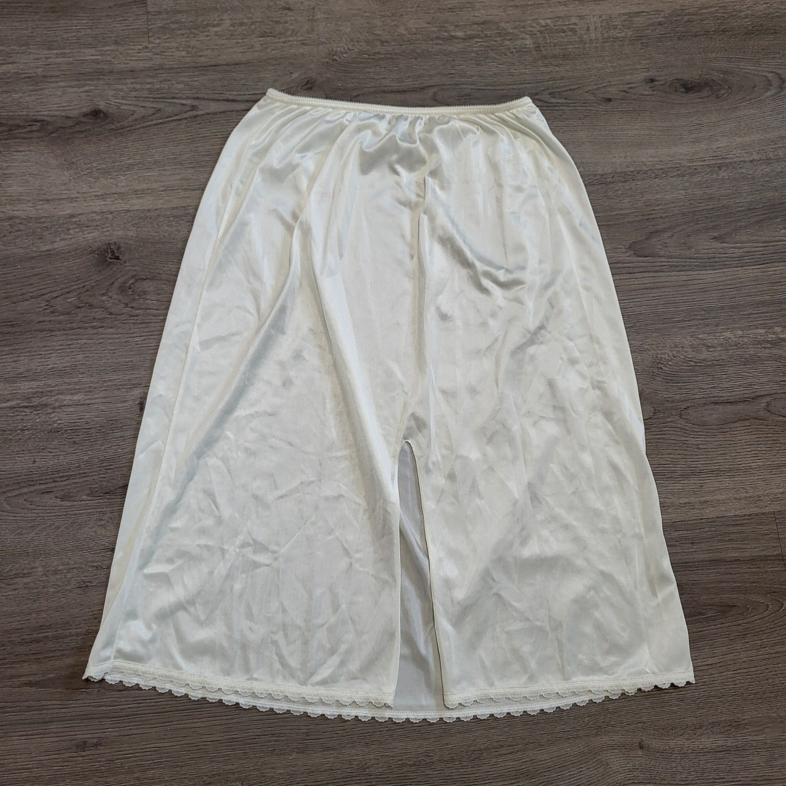 Warners Vintage White Antron III Nylon Lace Trim Half Slip Skirt size Large