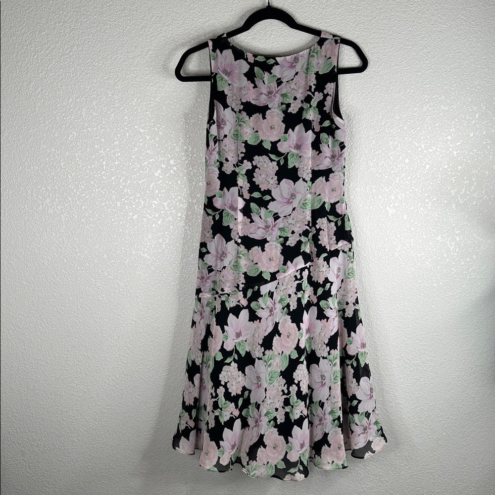Ann Taylor 100% Silk Black Floral Y2K 90’s Fit & Flare Flowy Goth Dress Size 2