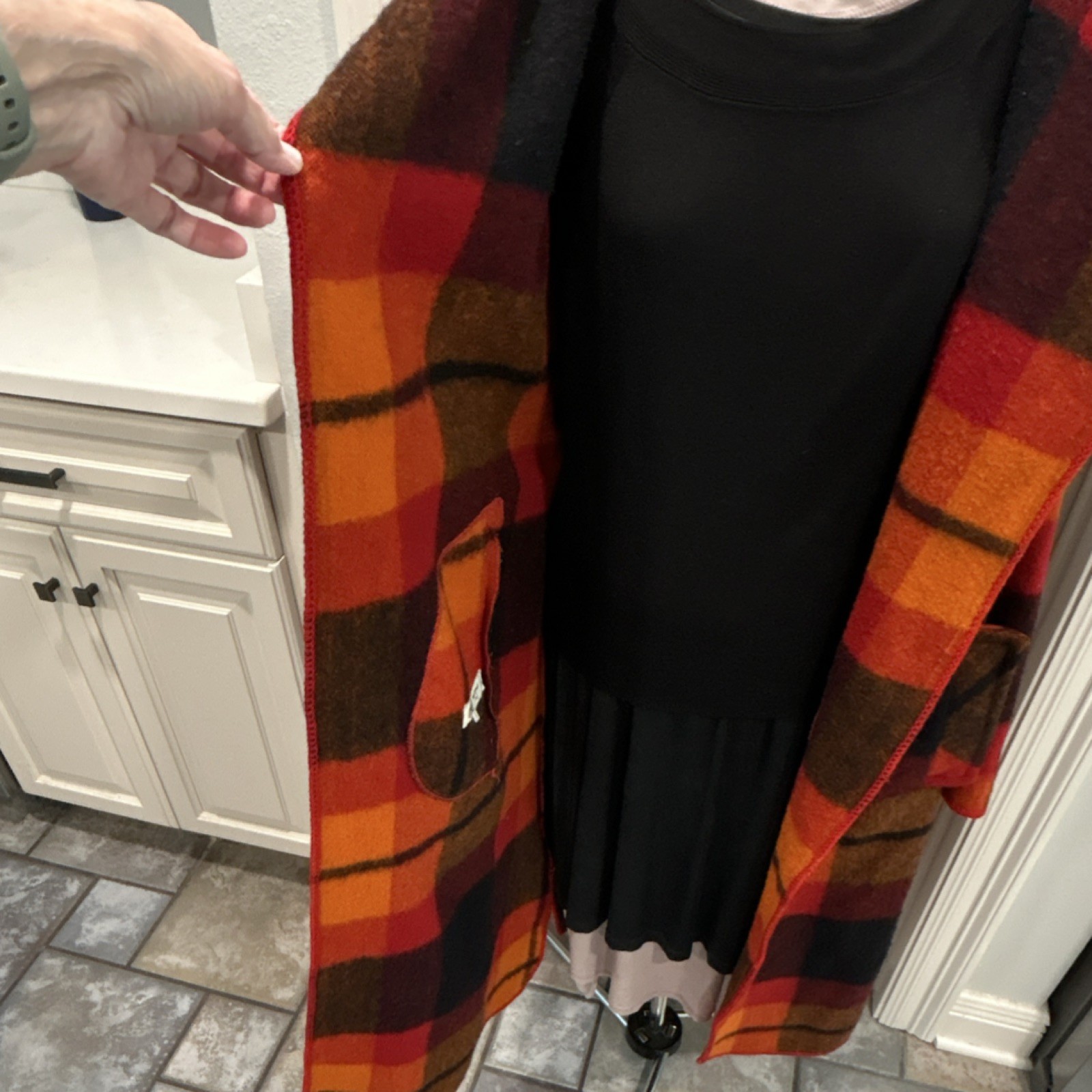 Avenue International Ltd Plaid Wool Hooded Belted Coat Red Orange Brown Size S