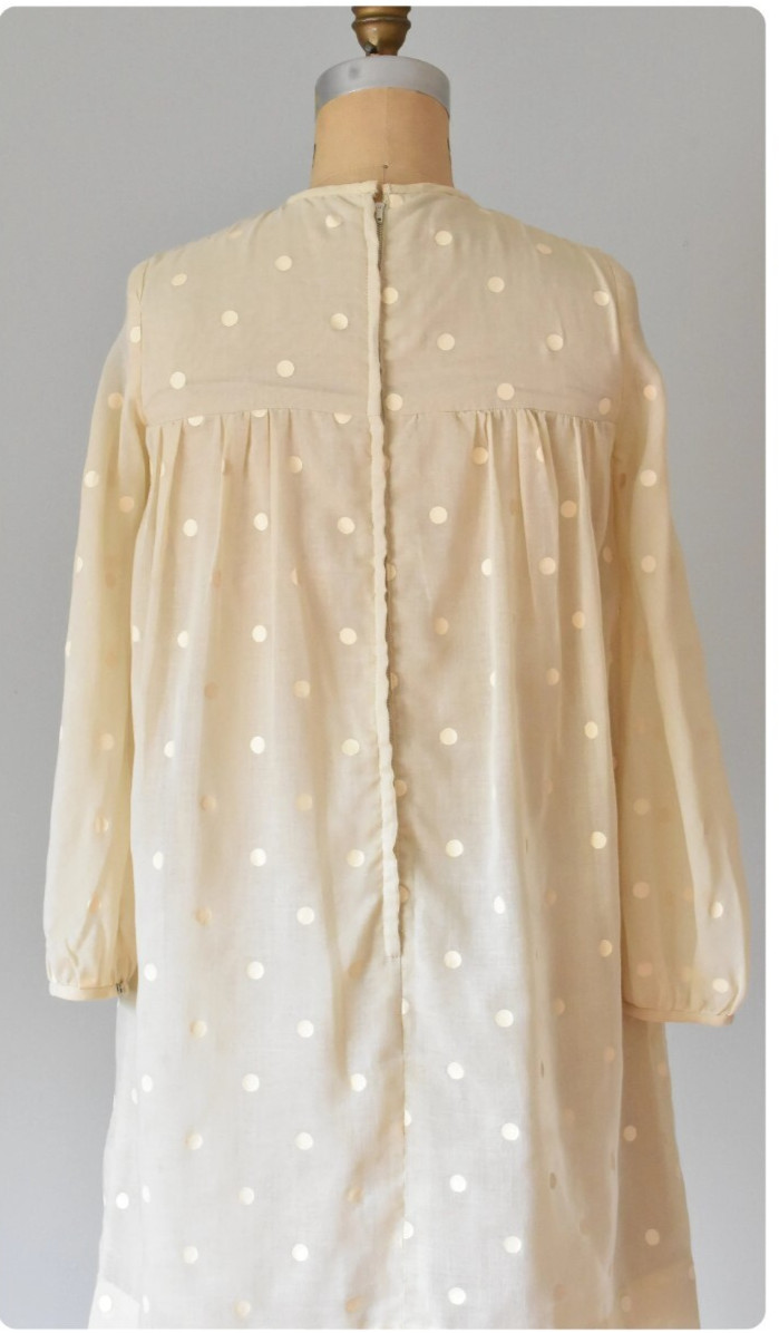 1960s Designer Helen Whiting Linen Polka Dot Trapeze Style Mod Baby Doll Dress