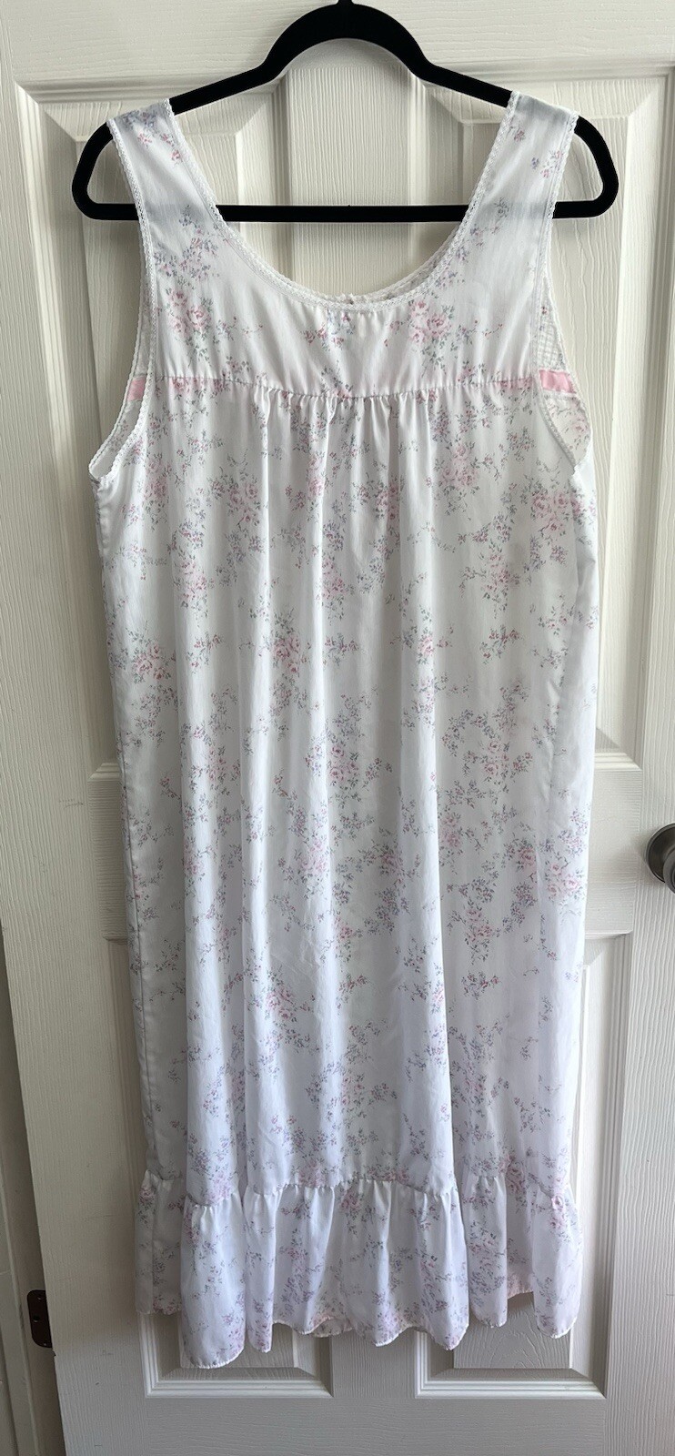 BARBIZON Vintage 80’s Cottagecore Prairie Delicate Rose Print Maxi Night Gown L