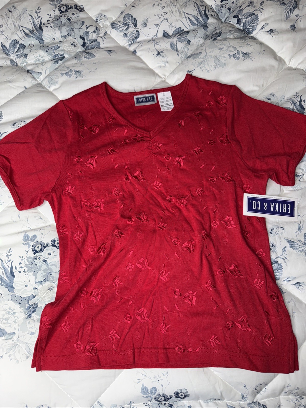 Vintage Cottons/ Polyester T-shirt Erika & Co. Embroidered Red Floral Tag Small