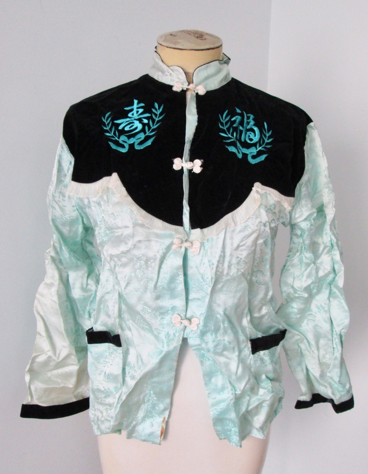 Vtg silky Asian pajamas set mint green black velvet sleep top and pants M