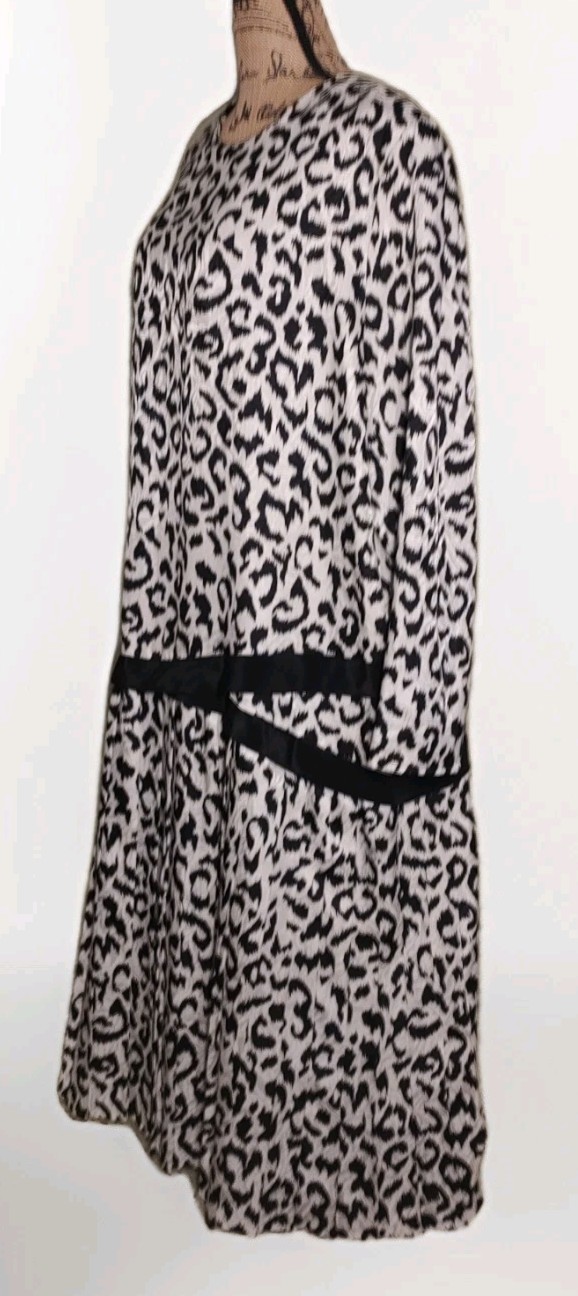 Vintage Lori Max NY – Animal Print Drop Waist Pleat Hem Dress – Size 24 1/2