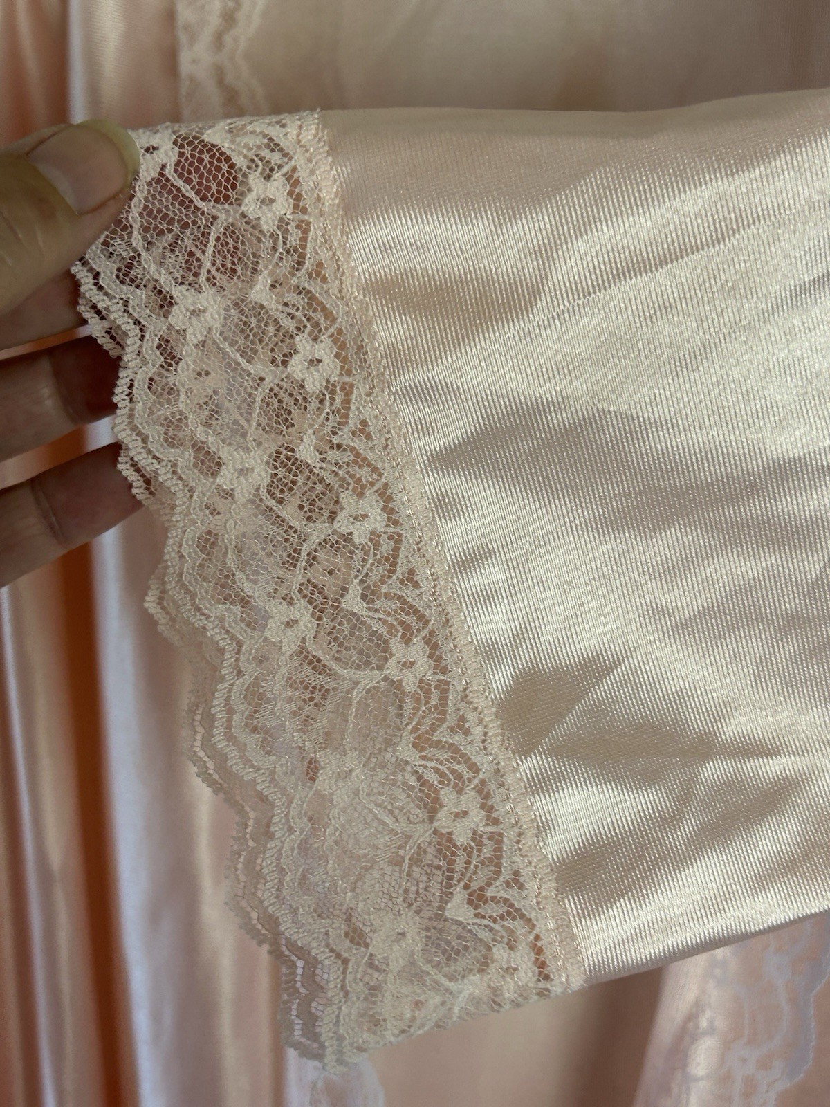 Vintage Pink Lace Trim Short Robe Belted Dreamwear Lingerie Made In USA Size L
