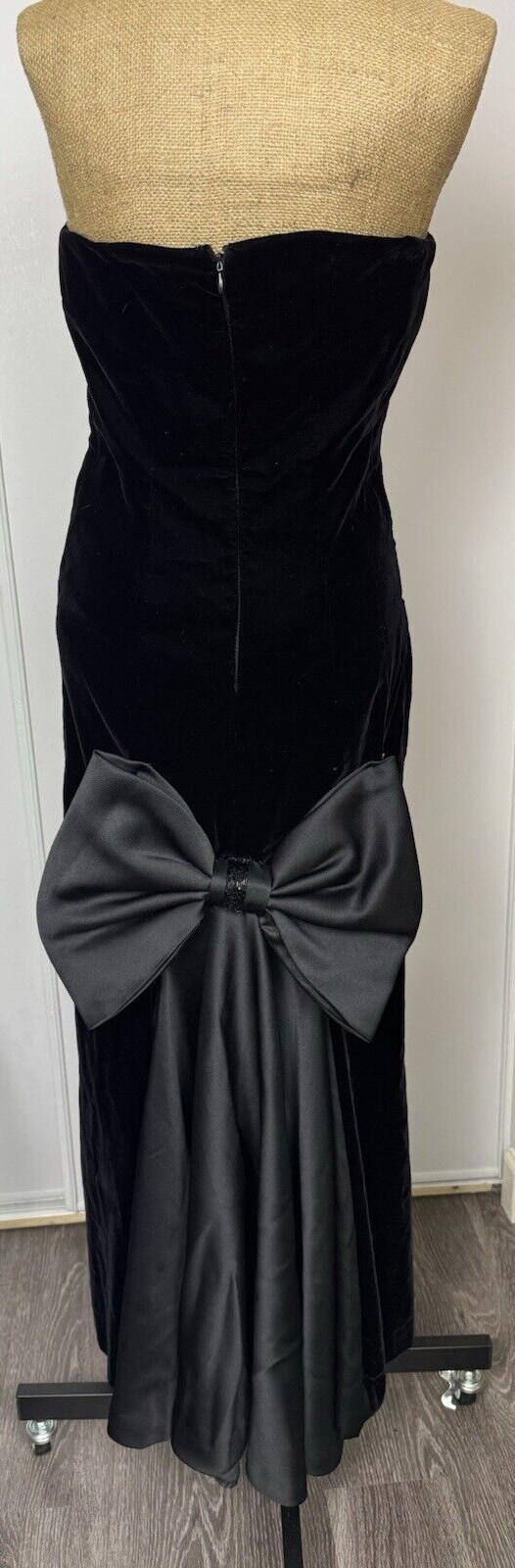 VTG Anthony Norman Black Velvet Strapless Dress Cottagecore Whimsygoth Sz M/L