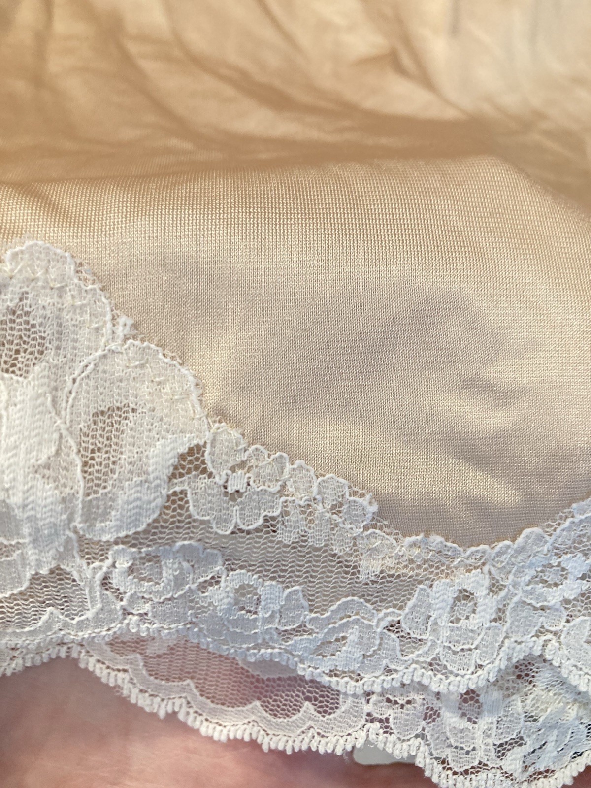 Vintage 1/2 Slip Lady Annabelle Glossy Champagne/Ivory Lace Waist 28/38” Lng 29”