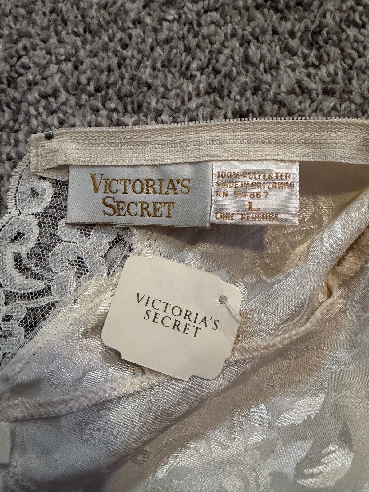 NWT Vintage Victoria’s Secret Gold Label Cream Lace Bridal Teddy Lingerie Size L