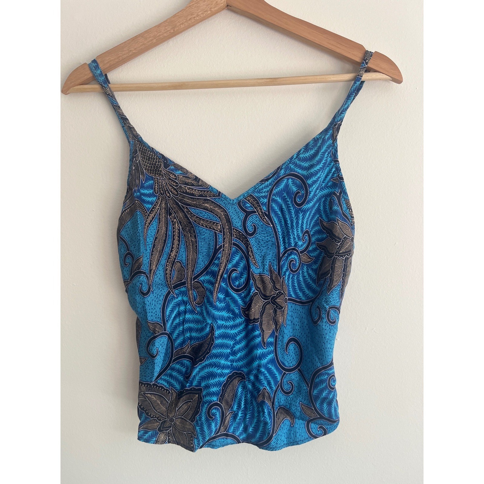Vtg Victoria’s Secret 100% Silk Crop Tank Size Small Blue Gray Tropical Print
