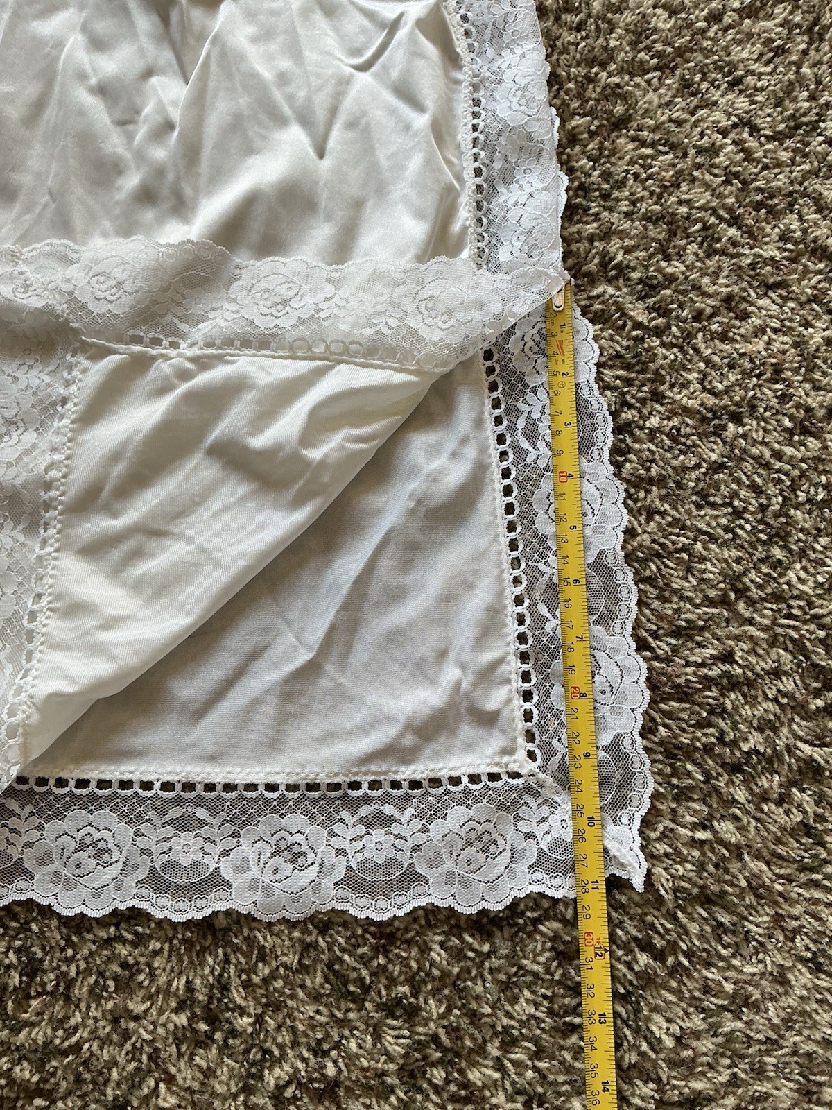 Vintage Mardor White Sz Medium 6 Nylon Tricot Lace Trim Slip GUC