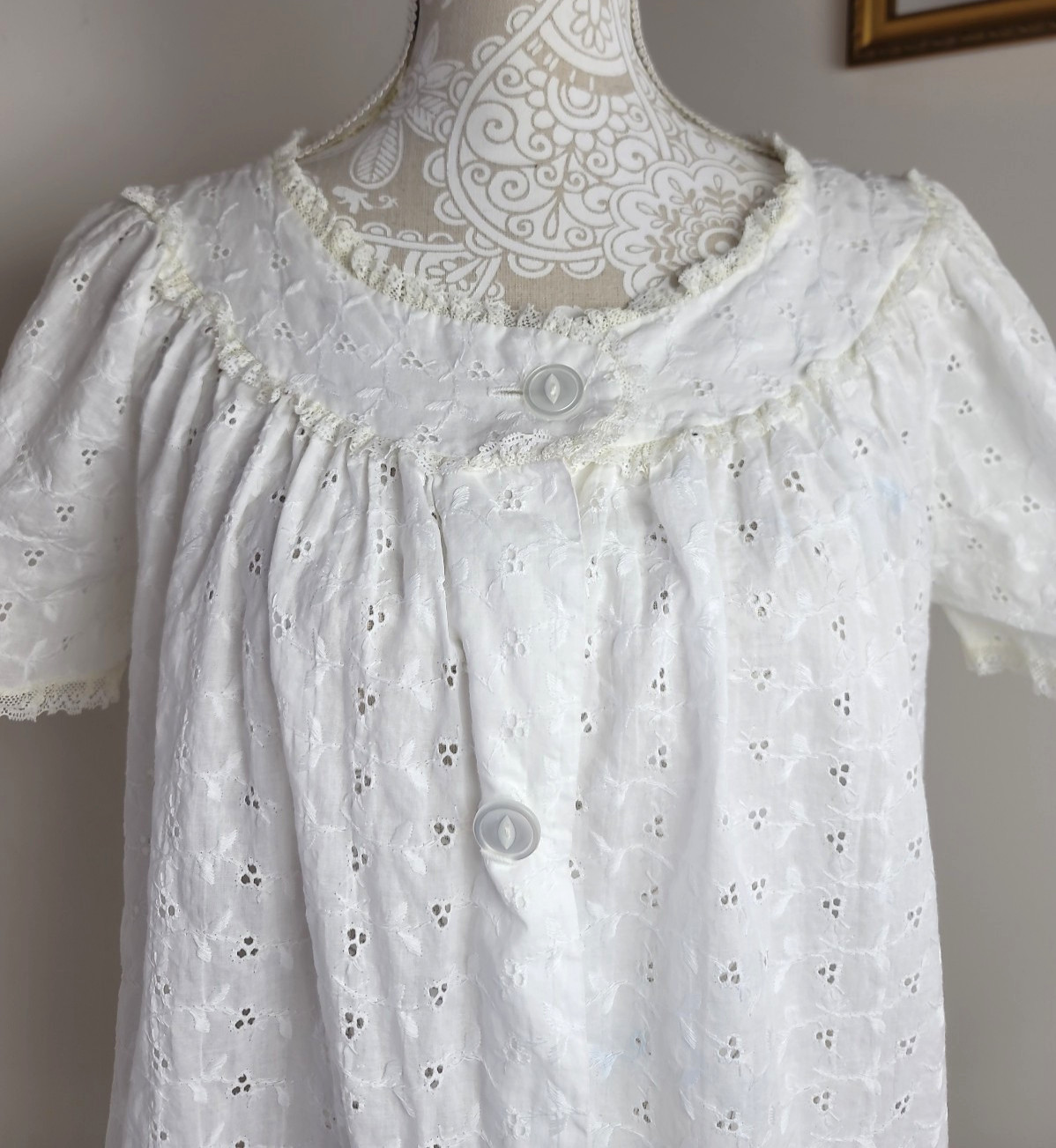 Vtg Barbara Lee Robe White Eyelet Lace Sz Small Summer Cover Up Short Sleeve