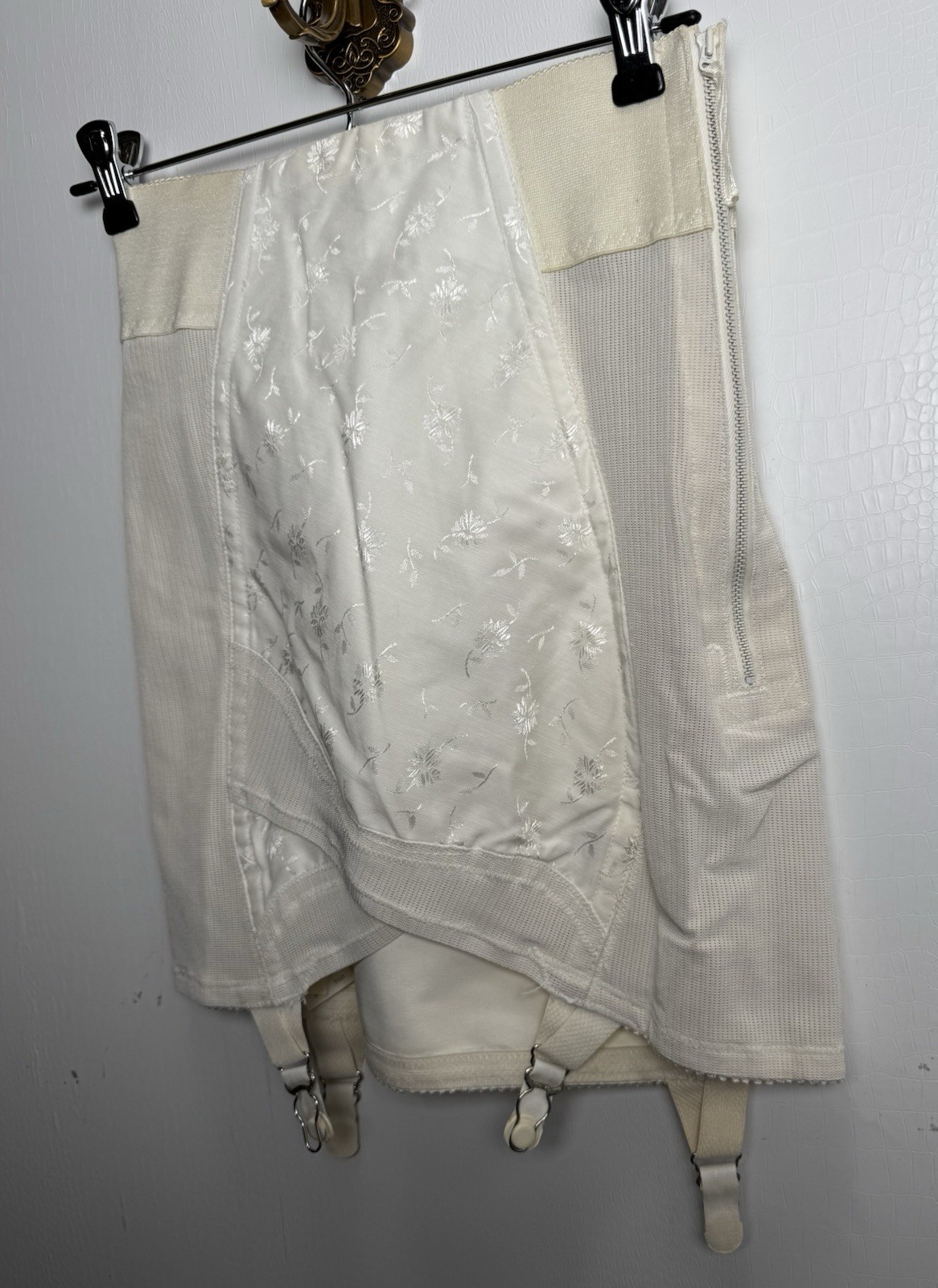VTG 50s Open Bottom Girdle Garter Belt XS Ivory Pin Up Shapewear Metal Zipper