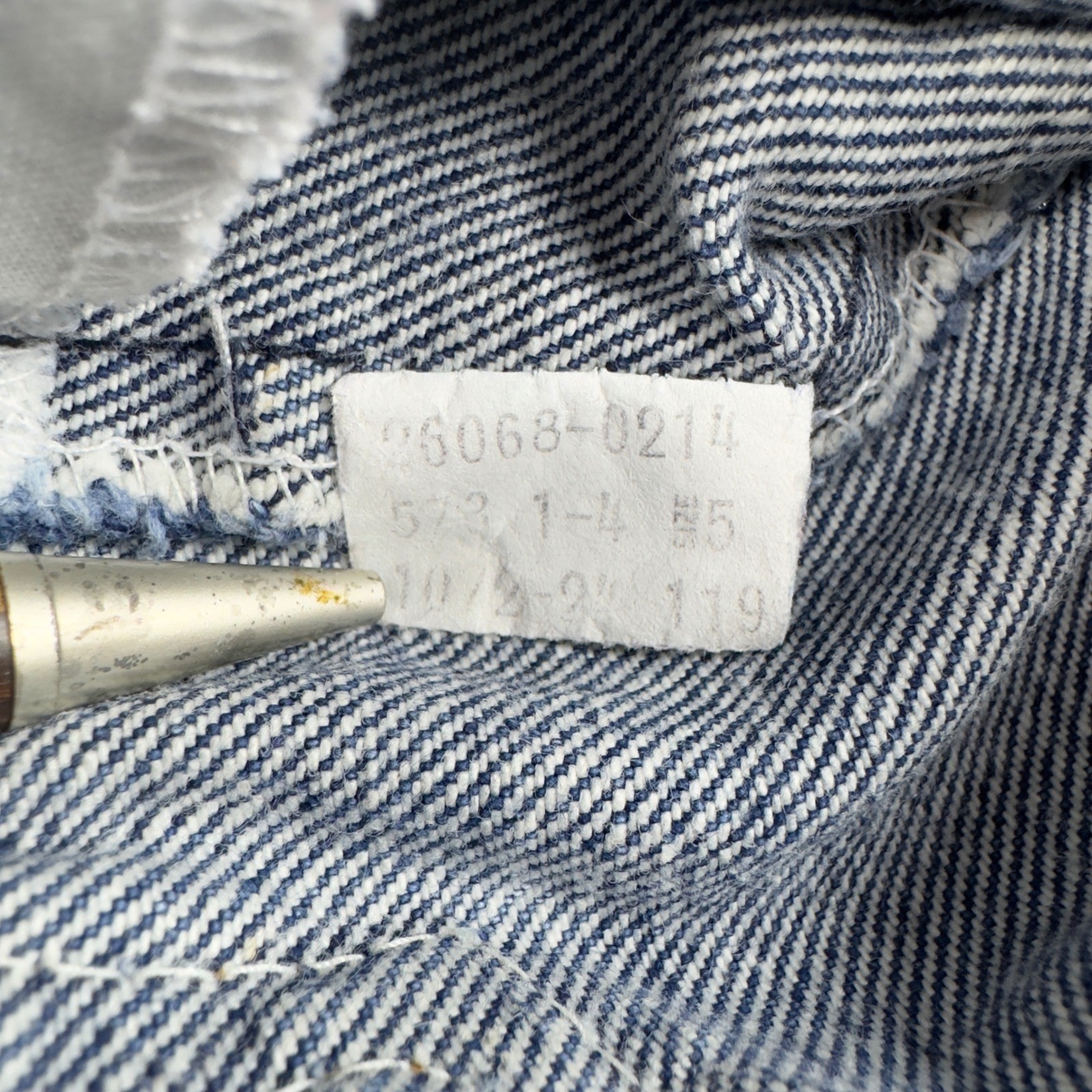 Vtg Levi’s 501 Style White Tab Jeans Women’s 5 Blue High Rise 70s 80s USA Made