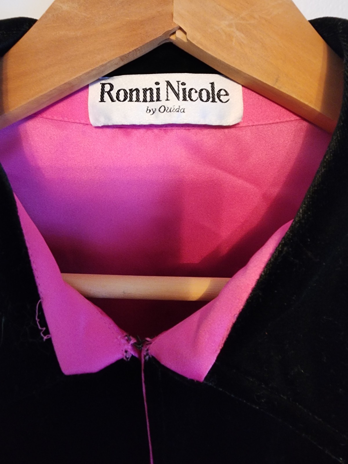 VINTAGE Ronnie Nicole Black VELVET Hot Pink Lining Blazer XL Bold Luxury Chic