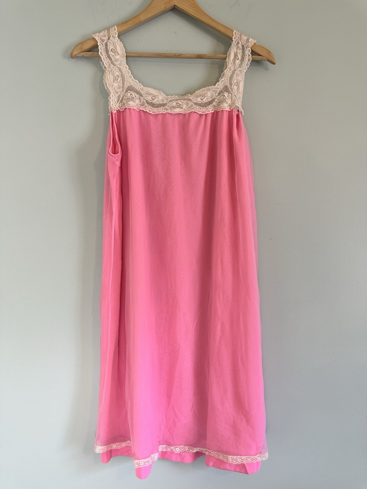 Vintage Stones Wear Pink Nylon Nightgown Lace Trim Chiffon Overlay Size Large