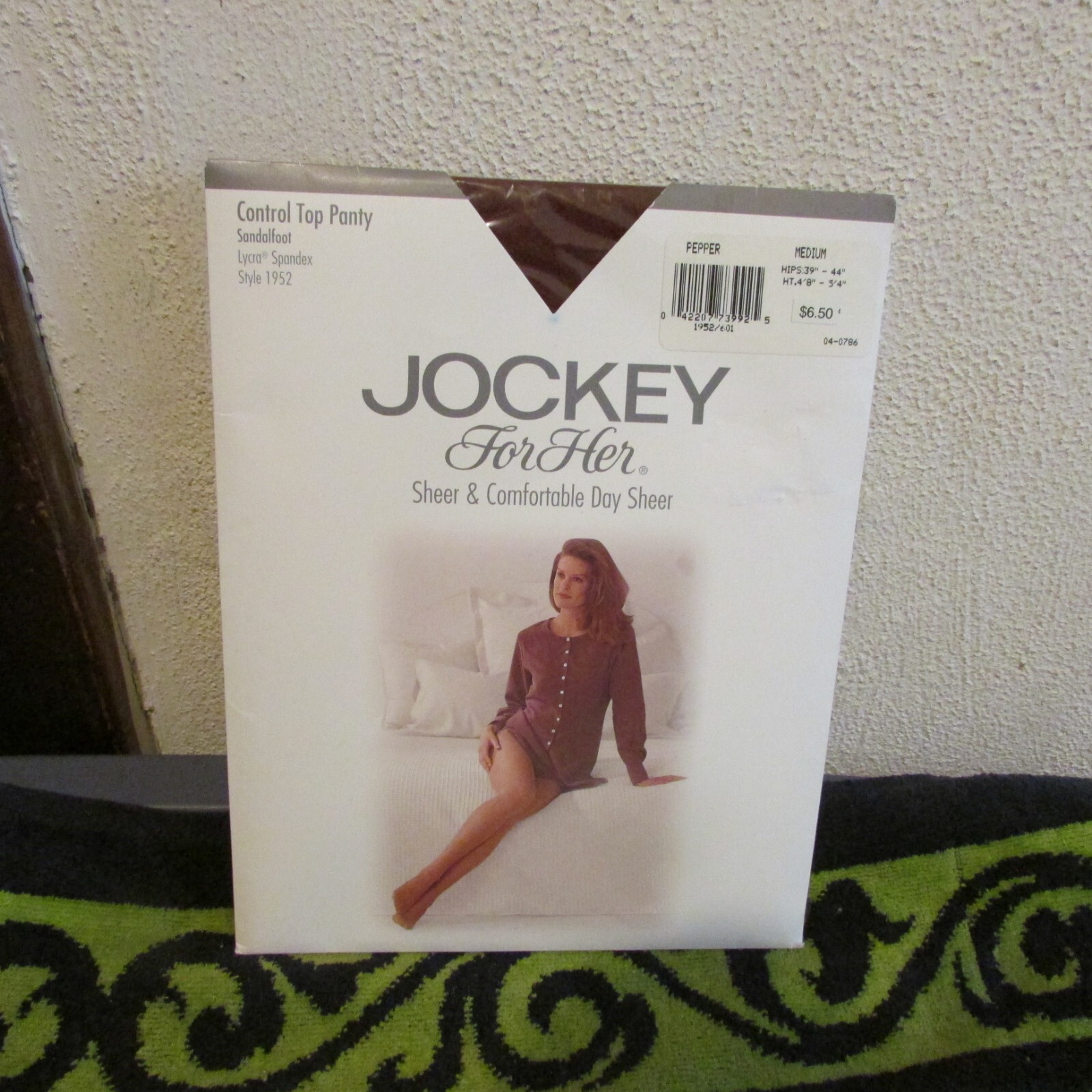 ** 6 New Pairs. Women’s 1990’s Jockey Pantyhose Size Med-Med Tall. 6 Colors. **