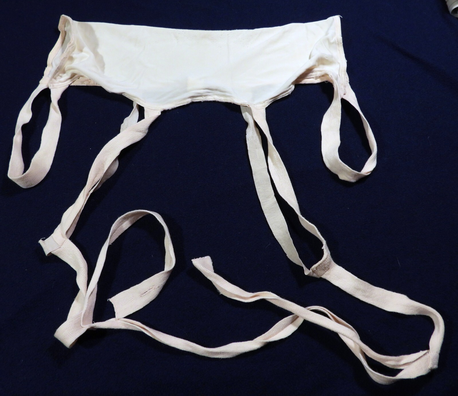 Vtg 1950s 1960s Warner’s Chafeze Girdle Chafe Guard Average Size