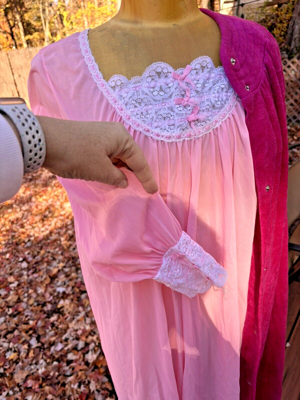Dan Ellen Snap Button Hot Pink Terry Robe Housecoat w Pale Pink + Lace Gown