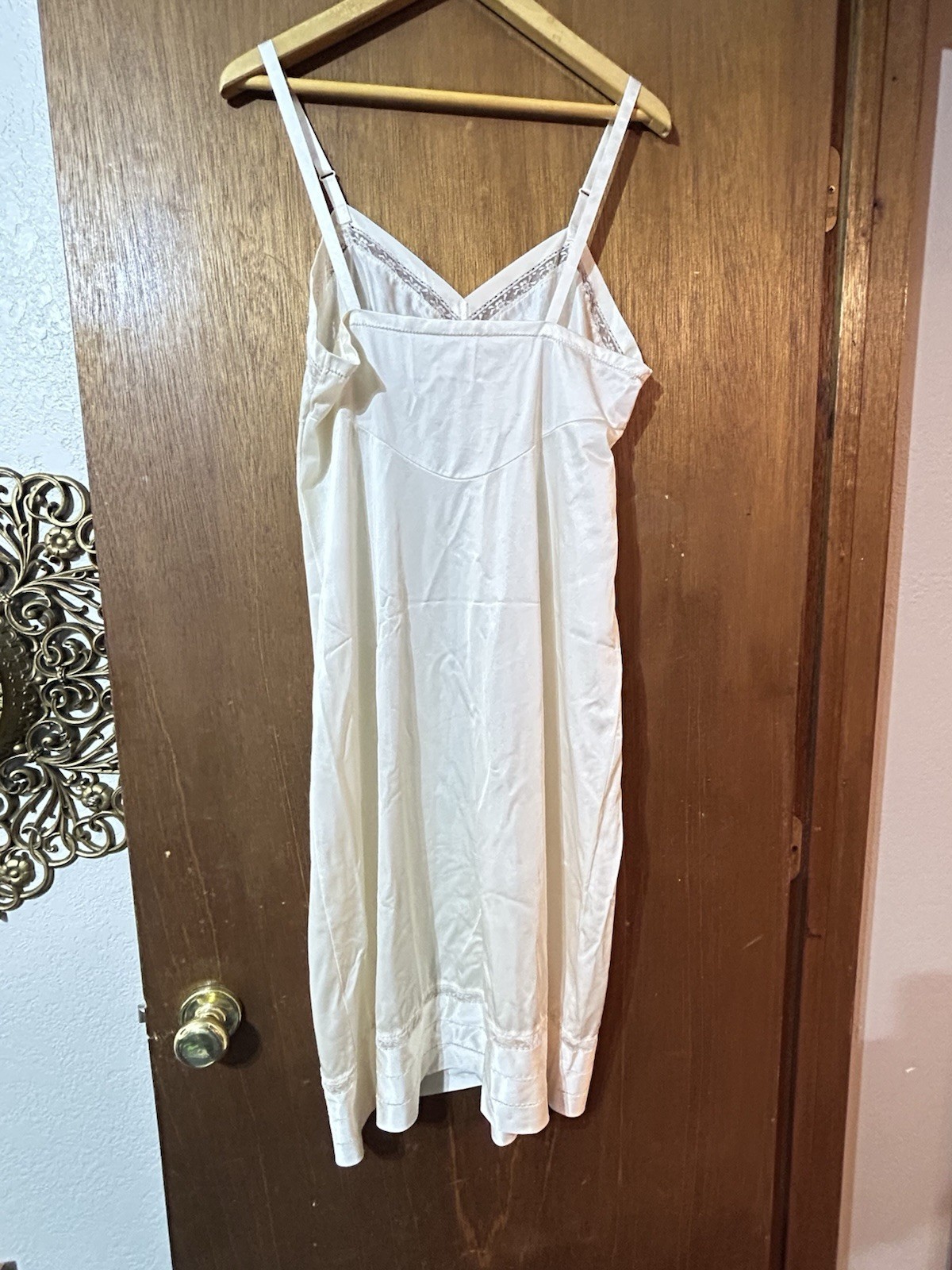 Vintage 2 Pc Nylon & Lace Full Slips Blush & Ivory SZ 40L XL Lorraine Shadowline