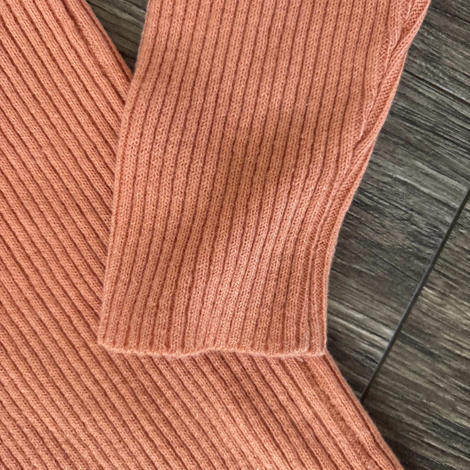 Finest quality, knitwear Rib-Knit Turtleneck Sweater made in Korea M