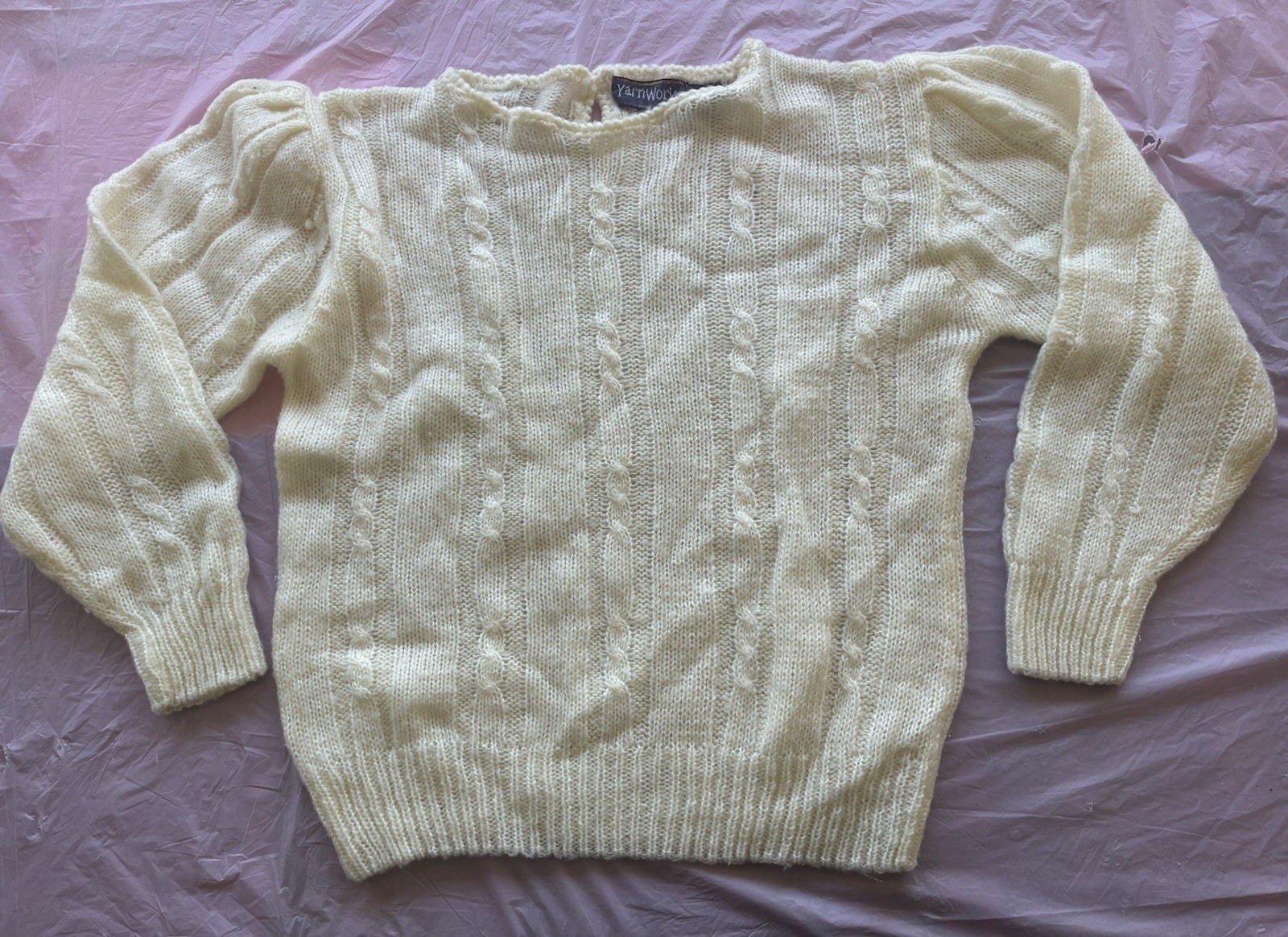 YarnWorks Women’s Vintage 70s 80s Ivory Knit Pullover Sweater Long Sleeve Sz M