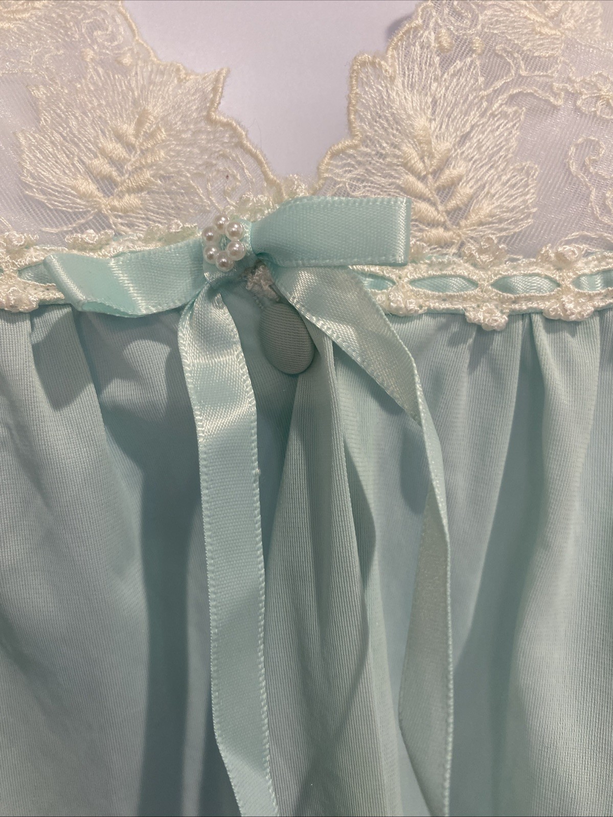 VTG 60’ Vanity Fair 2 Pc. Pajama Set Mint Green w/Beautiful Floral Lace Size L