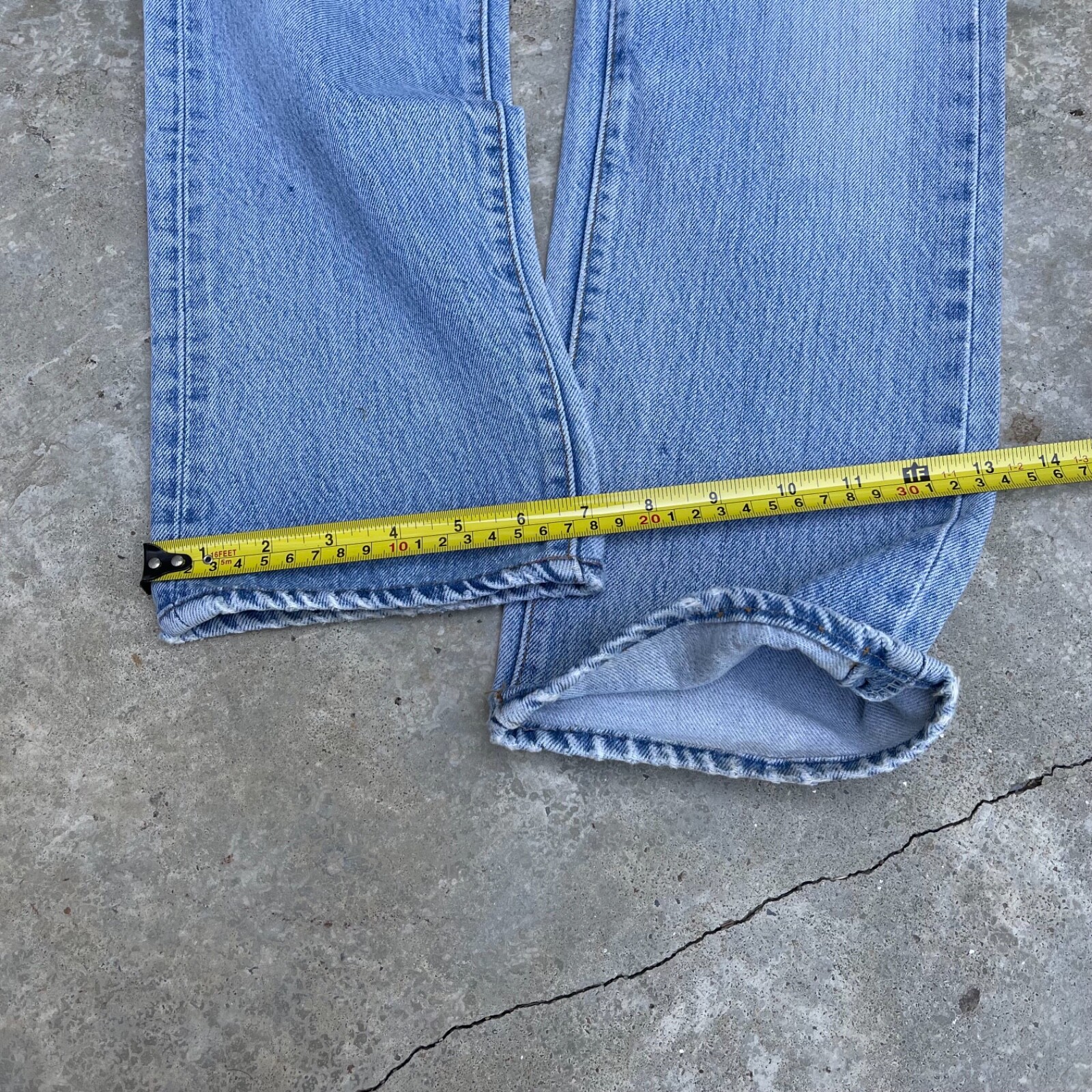 Rare Vintage 80s USA LEVI’S 501 Women Light Wash Jeans 27×29