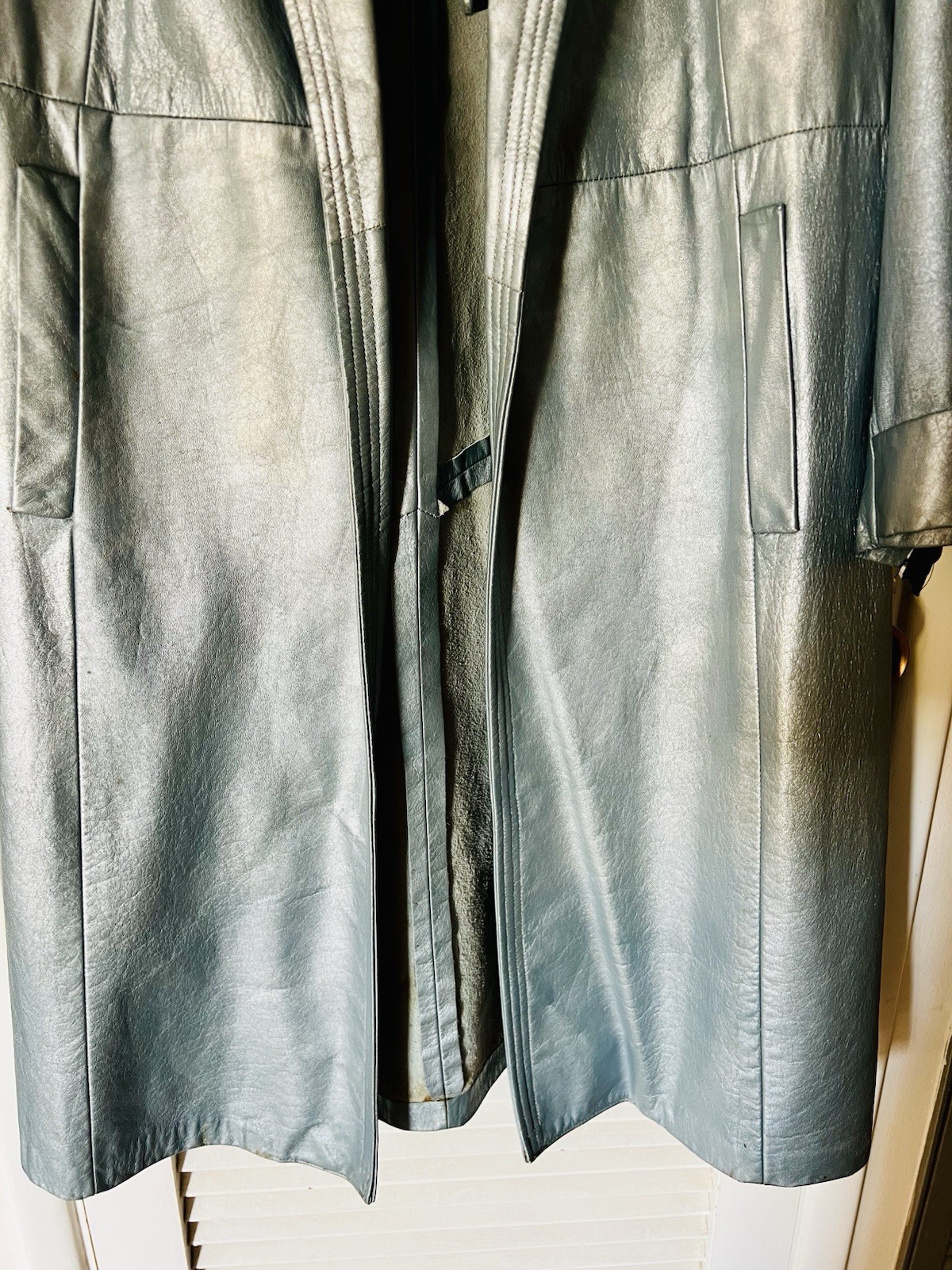Vintage Shiny Blue Leather Coat w/ Fur Collar – No Lining or Brand, Still Sweet